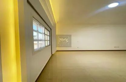 Apartment - 1 Bathroom for rent in Al Mushrif - Abu Dhabi