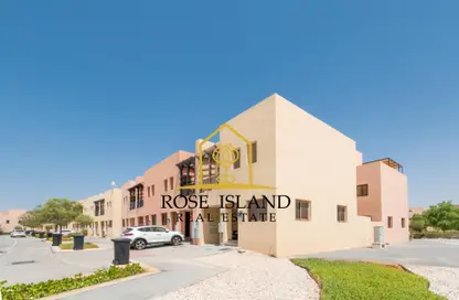 Townhouse - 3 Bedrooms - 4 Bathrooms for sale in Zone 7 - Hydra Village - Abu Dhabi