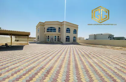 Villa - 5 Bedrooms - 6 Bathrooms for rent in Nad Al Sheba 4 - Nad Al Sheba - Dubai