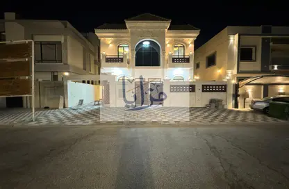 Villa - 5 Bedrooms - 7 Bathrooms for sale in Al Yasmeen 1 - Al Yasmeen - Ajman