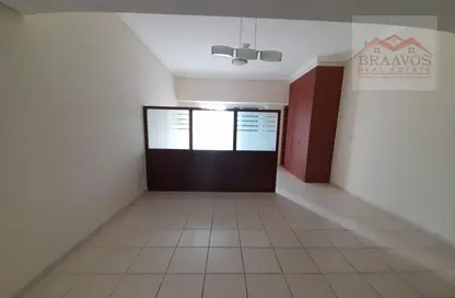 Apartment - 1 Bathroom for rent in Lake Terrace - JLT Cluster D - Jumeirah Lake Towers - Dubai