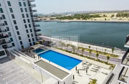 Apartment - 1 Bathroom for rent in Waters Edge - Yas Island - Abu Dhabi