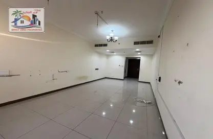 Apartment - 3 Bedrooms - 4 Bathrooms for rent in Al Mahatta - Al Qasimia - Sharjah