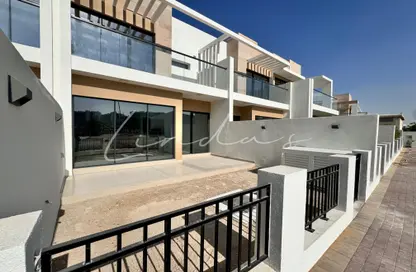 Townhouse - 3 Bedrooms - 4 Bathrooms for rent in Phoenix - DAMAC Hills - Dubai