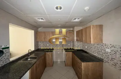 Apartment - 1 Bedroom - 2 Bathrooms for rent in May Residence - Jumeirah Village Circle - Dubai