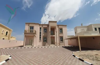 Villa - 5 Bedrooms - 7 Bathrooms for sale in Dhaher 5 - Al Dhahir - Al Ain