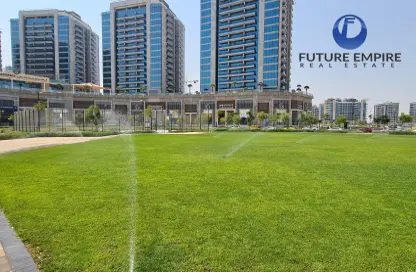 Apartment - 2 Bedrooms - 3 Bathrooms for rent in Art Gardens Building A - Arjan - Dubai