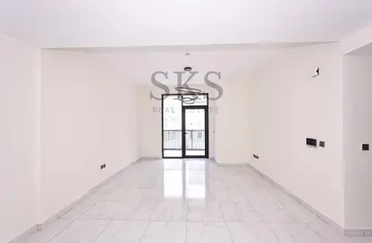 Apartment - 2 Bedrooms - 3 Bathrooms for rent in Airport Road - Airport Road Area - Al Garhoud - Dubai