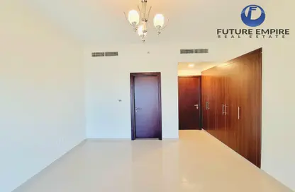 Apartment - 3 Bedrooms - 4 Bathrooms for rent in Jumeirah Garden City - Al Satwa - Dubai