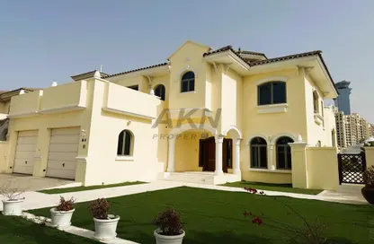 Villa - 4 Bedrooms - 6 Bathrooms for rent in Garden Homes Frond B - Garden Homes - Palm Jumeirah - Dubai