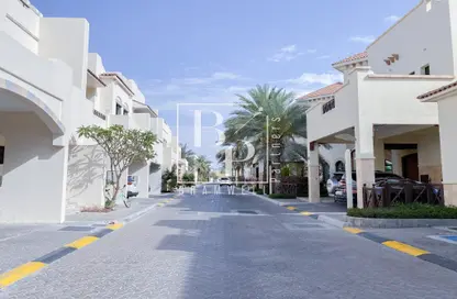 Villa - 4 Bedrooms - 5 Bathrooms for rent in Khalidiya Village - Al Khalidiya - Abu Dhabi