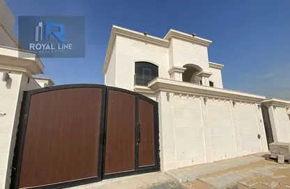 Villa - 4 Bedrooms - 6 Bathrooms for rent in Al Aweer 1 - Al Aweer - Dubai