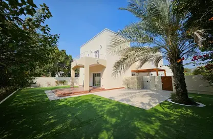 Villa - 4 Bedrooms - 4 Bathrooms for rent in Meadows 1 - Meadows - Dubai