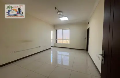 Apartment - 3 Bedrooms - 4 Bathrooms for rent in Qasimia 10 building - Al Mahatta - Al Qasimia - Sharjah