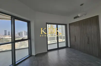 Apartment - 1 Bedroom - 2 Bathrooms for rent in Alpha Green Tower - Jumeirah Village Circle - Dubai