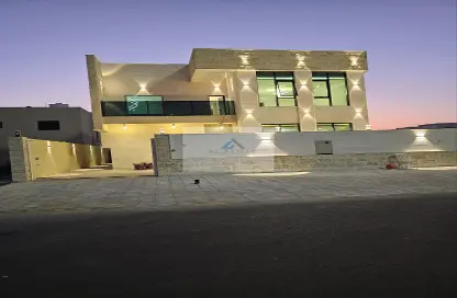 Villa - 5 Bedrooms - 7 Bathrooms for sale in Al Yasmeen - Ajman