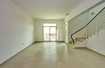 Townhouse - 2 Bedrooms - 3 Bathrooms for rent in Waterfall District - Al Ghadeer - Abu Dhabi