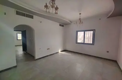 Apartment - 2 Bedrooms - 2 Bathrooms for rent in Sheikh Jaber Al Sabah Street - Al Naimiya - Al Nuaimiya - Ajman