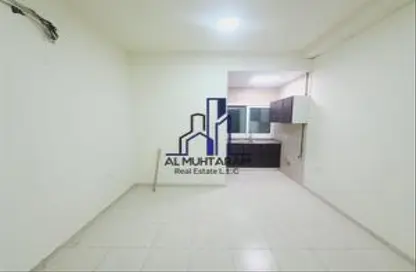 Apartment - Studio - 1 Bathroom for rent in Muweileh Community - Muwaileh Commercial - Sharjah