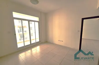 Apartment - 1 Bedroom - 1 Bathroom for rent in Mazaya 25 - Queue Point - Dubai Land - Dubai