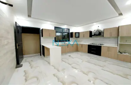 Apartment - 5 Bedrooms - 6 Bathrooms for sale in Al Ramla West - Al Ramla - Halwan - Sharjah