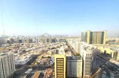 Apartment - 3 Bedrooms - 4 Bathrooms for rent in Bloom Central - Al Tibbiya - Abu Dhabi