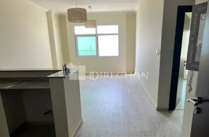 Apartment - 1 Bedroom - 1 Bathroom for rent in Mazaya 6 - Queue Point - Dubai Land - Dubai