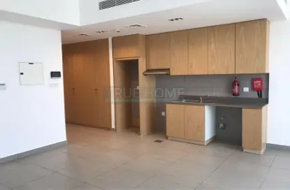 Apartment - 1 Bathroom for sale in Al Mamsha - Muwaileh - Sharjah