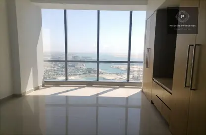 Apartment - 2 Bedrooms - 3 Bathrooms for rent in Etihad Tower 4 - Etihad Towers - Corniche Road - Abu Dhabi