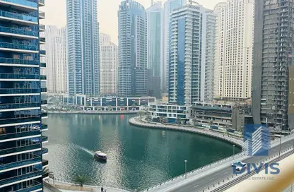 Apartment - 1 Bedroom - 2 Bathrooms for rent in Marina View Tower B - Marina View - Dubai Marina - Dubai