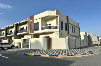 Villa - 5 Bedrooms - 7 Bathrooms for sale in Al Yasmeen 1 - Al Yasmeen - Ajman