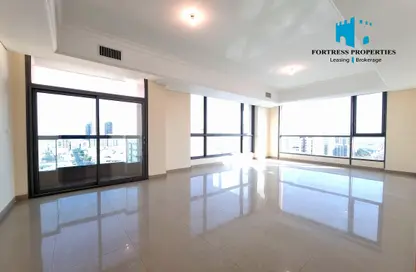 Apartment - 3 Bedrooms - 4 Bathrooms for rent in Habib Bank Tower - Muroor Area - Abu Dhabi