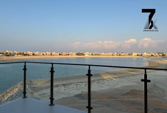 Villa - 5 Bedrooms - 6 Bathrooms for sale in Falcon Island North - Falcon Island - Al Hamra Village - Ras Al Khaimah