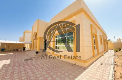 Villa - 3 Bedrooms - 5 Bathrooms for rent in Falaj Hazzaa - Al Ain