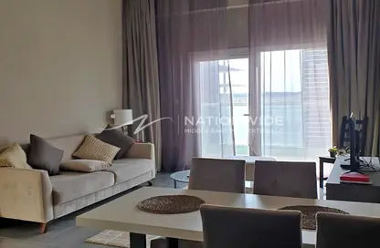 Apartment - 1 Bedroom - 2 Bathrooms for sale in Leonardo Residences - Masdar City - Abu Dhabi