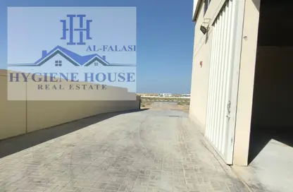 Warehouse - Studio - 1 Bathroom for rent in Umm Al Thuoob - Umm Al Quwain