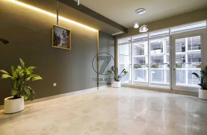 Apartment - 1 Bedroom - 2 Bathrooms for sale in Axis silver 1 - Dubai Silicon Oasis - Dubai