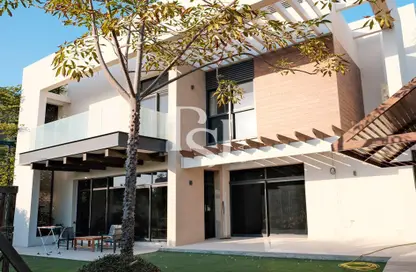 Villa - 4 Bedrooms - 7 Bathrooms for sale in West Yas - Yas Island - Abu Dhabi