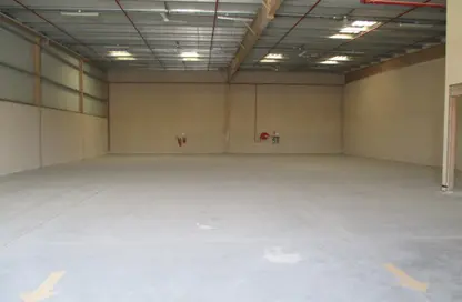 Warehouse - Studio - 2 Bathrooms for rent in Dubai Investment Park 1 (DIP 1) - Dubai Investment Park (DIP) - Dubai