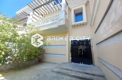 Villa - Studio - 6 Bathrooms for rent in The Marina - Abu Dhabi