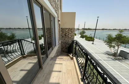 Townhouse - 4 Bedrooms - 5 Bathrooms for rent in Luluat Al Raha - Al Raha Beach - Abu Dhabi