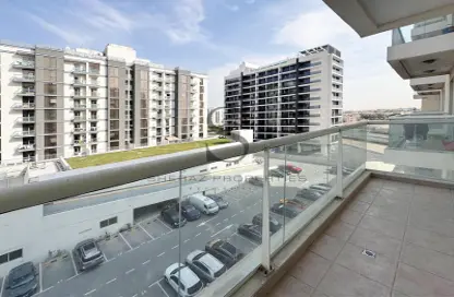 Apartment - 1 Bedroom - 1 Bathroom for rent in Mazaya 7 - Queue Point - Dubai Land - Dubai