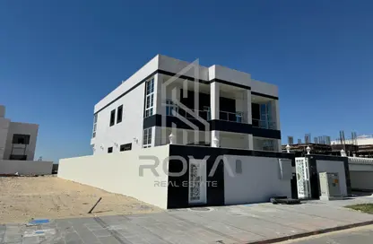 Villa - 4 Bedrooms - 5 Bathrooms for sale in Alreeman - Al Shamkha - Abu Dhabi