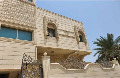 عمارة بالكامل - استوديو - 1 حمام للبيع في فلل الروضة 3 - 3  الروضة - الروضة - عجمان