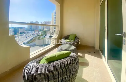 Apartment - 3 Bedrooms - 4 Bathrooms for rent in Al Das - Shoreline Apartments - Palm Jumeirah - Dubai