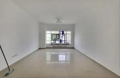 Apartment - 1 Bedroom - 2 Bathrooms for rent in Bu Tina - Al Sharq - Sharjah