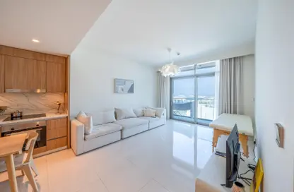 Apartment - 1 Bedroom - 1 Bathroom for sale in Beach Vista - EMAAR Beachfront - Dubai Harbour - Dubai