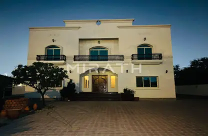 Villa - 5 Bedrooms - 6 Bathrooms for rent in Al Barsha 3 Villas - Al Barsha 3 - Al Barsha - Dubai