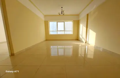 Apartment - 1 Bedroom - 2 Bathrooms for rent in Al Hafeet Tower - Al Khan - Sharjah