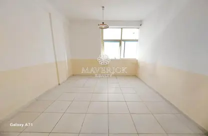 Apartment - 2 Bedrooms - 2 Bathrooms for rent in SG Al Soor Building - Al Soor - Al Qasimia - Sharjah